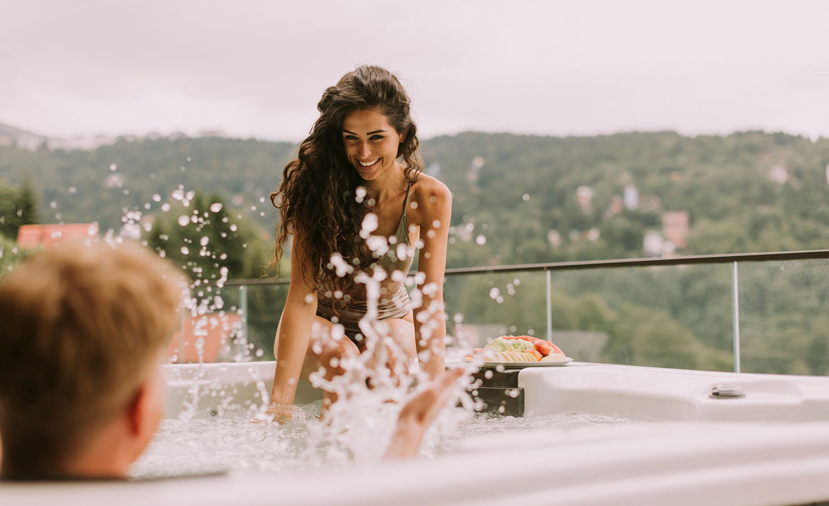 Hotels mit Whirlpool im Zimmer - von BGStock72 - stock.adobe.com